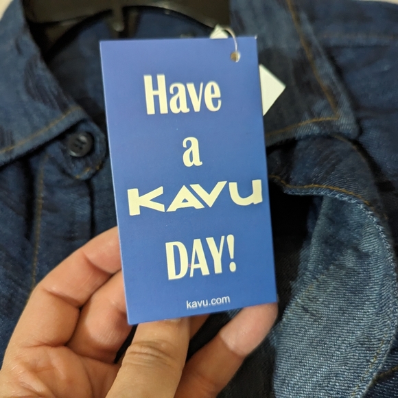 KAVU Prime Time Denim Short Sleeve Shirt Summer Lightweight Button Up Size S - Picture 9 of 11
